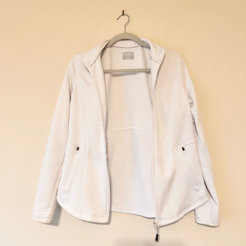 Women’s white Ava Therese scrub jacket size small